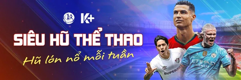 Bàn chơi Poker với chip và bài, thể hiện chiến thuật game bài tại Kimsa88